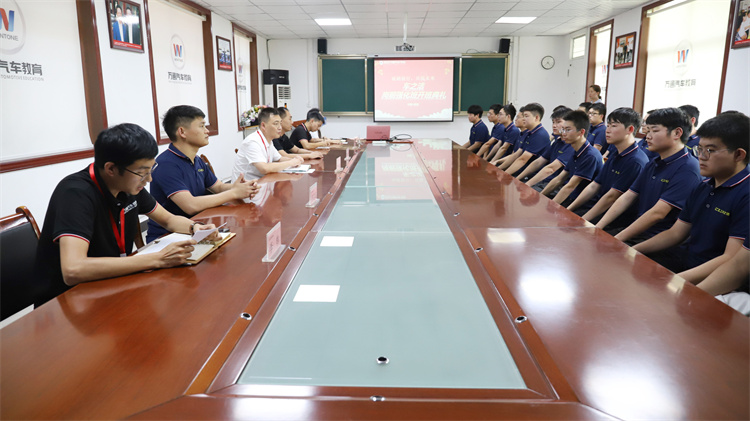 西安萬通汽車學校成功舉辦車之潔崗前強化班開班典禮，共筑精彩就業(yè)夢