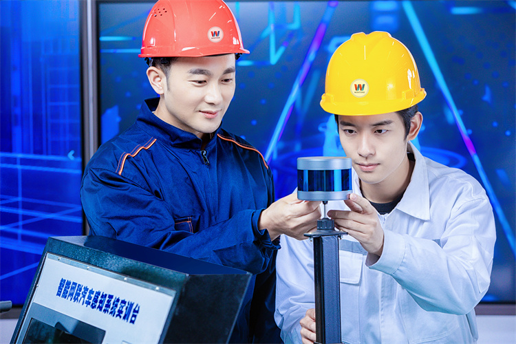 大學(xué)畢業(yè)就業(yè)難？趕緊學(xué)習(xí)PLC，成為行業(yè)搶手的稀缺人才！