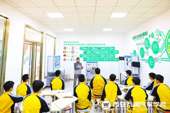 受過專業(yè)培養(yǎng)的汽修人才更受市場(chǎng)青睞
