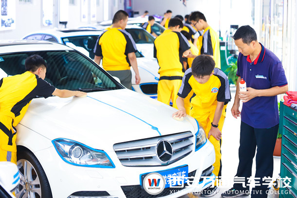 西安萬通汽車學(xué)校三膜培訓(xùn)班火熱招生中！