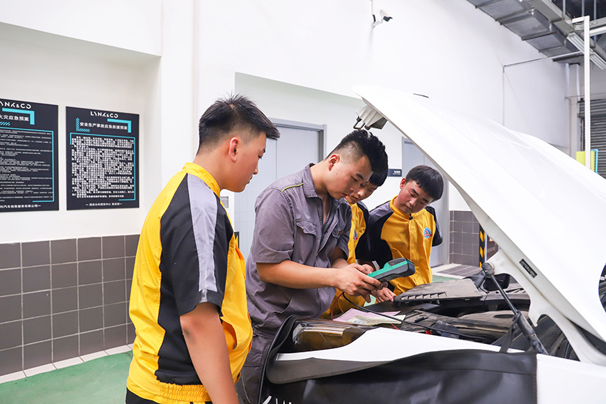 萬通學子領克、吉利汽車公司技術體驗營6