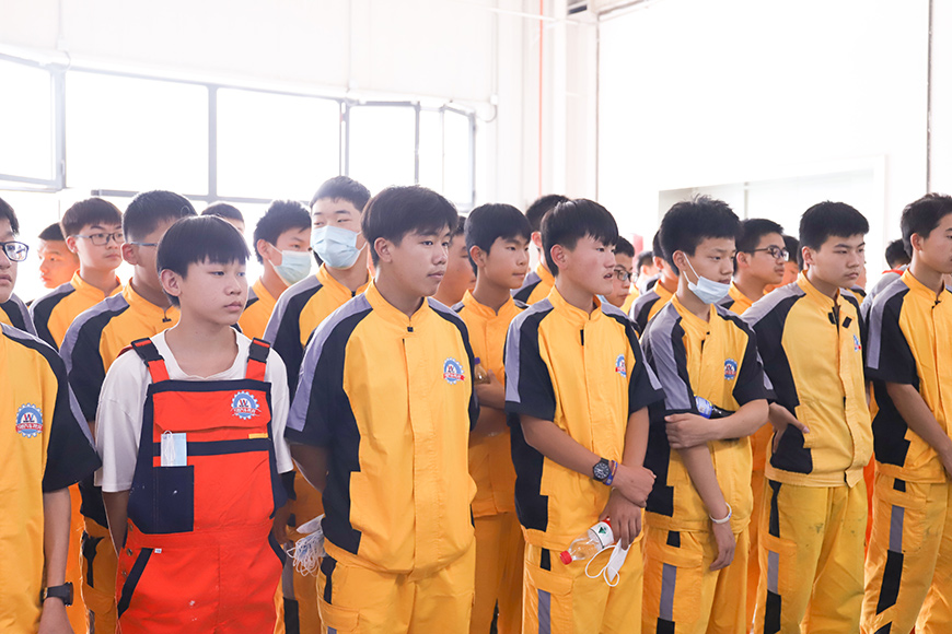 萬通學子領克、吉利汽車公司技術體驗營9
