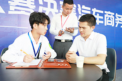 初中畢業(yè)學技術，西安公辦職高和大專技工學校有哪些？