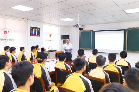 什么是大專，中專和中職一樣嗎？初中畢業(yè)可以上大專嗎？